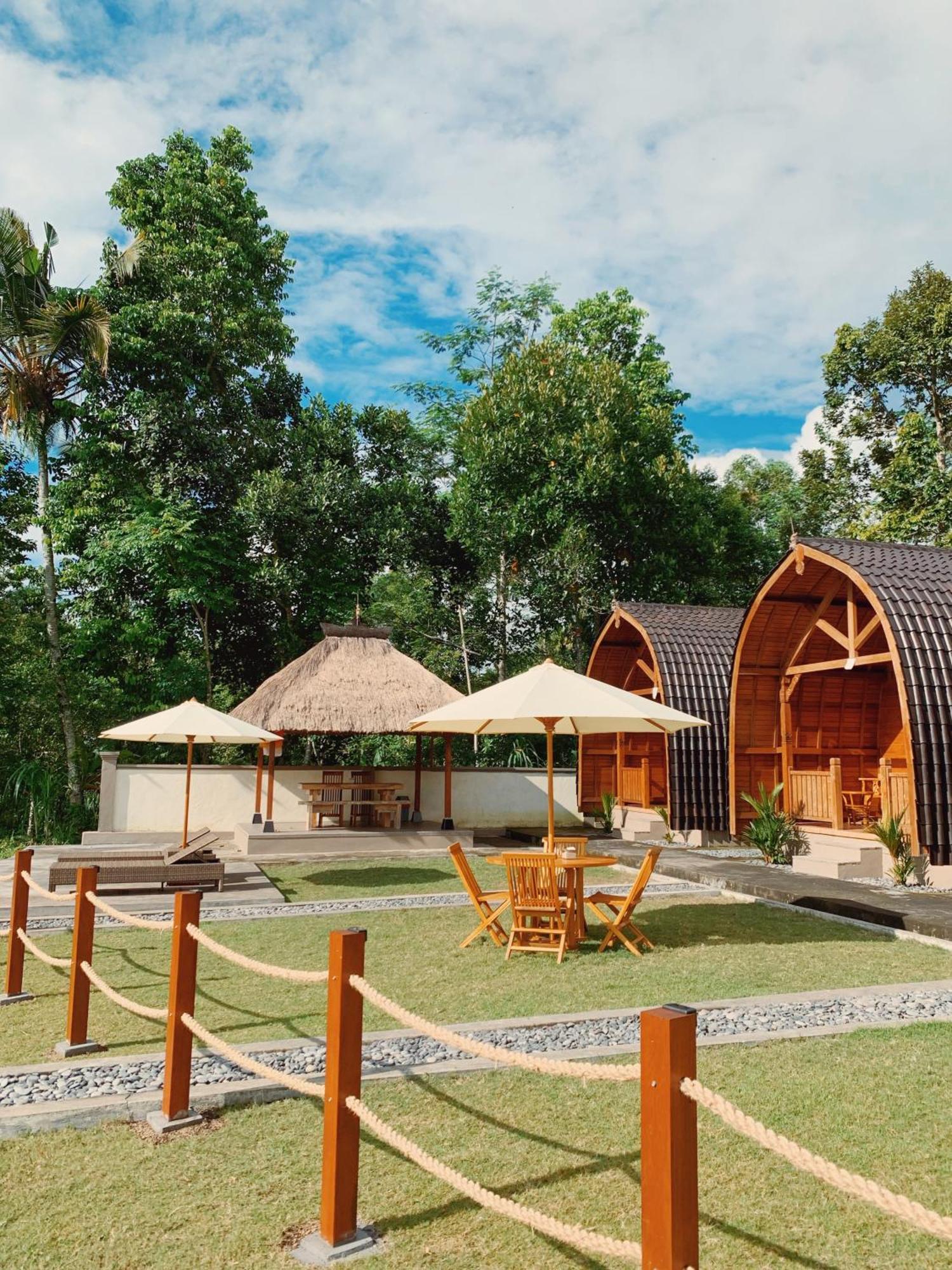 Besakih Homestay & Villa Екстериор снимка